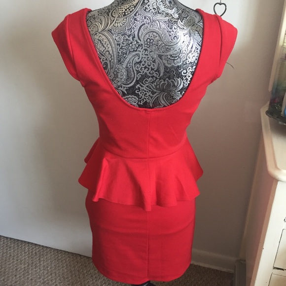 SPEECHLESS RED PEPLUM STRETCH SHORT FITTED DRESS M - Picture 2 of 4